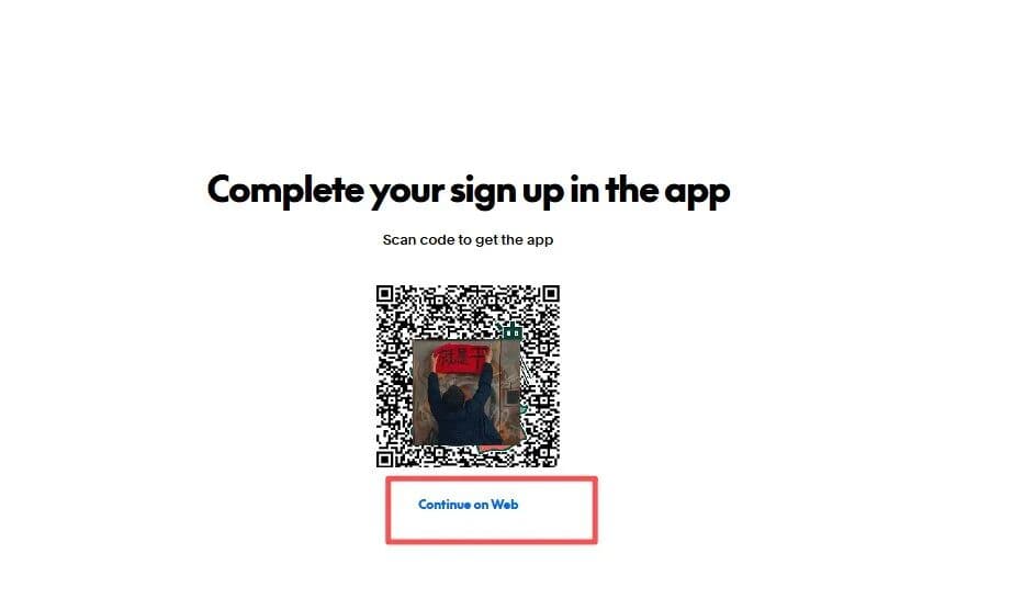 PayPal App 下载与 Continue on Web 选项